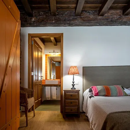 Casa Peon De Pardaces * Santiago de Compostela